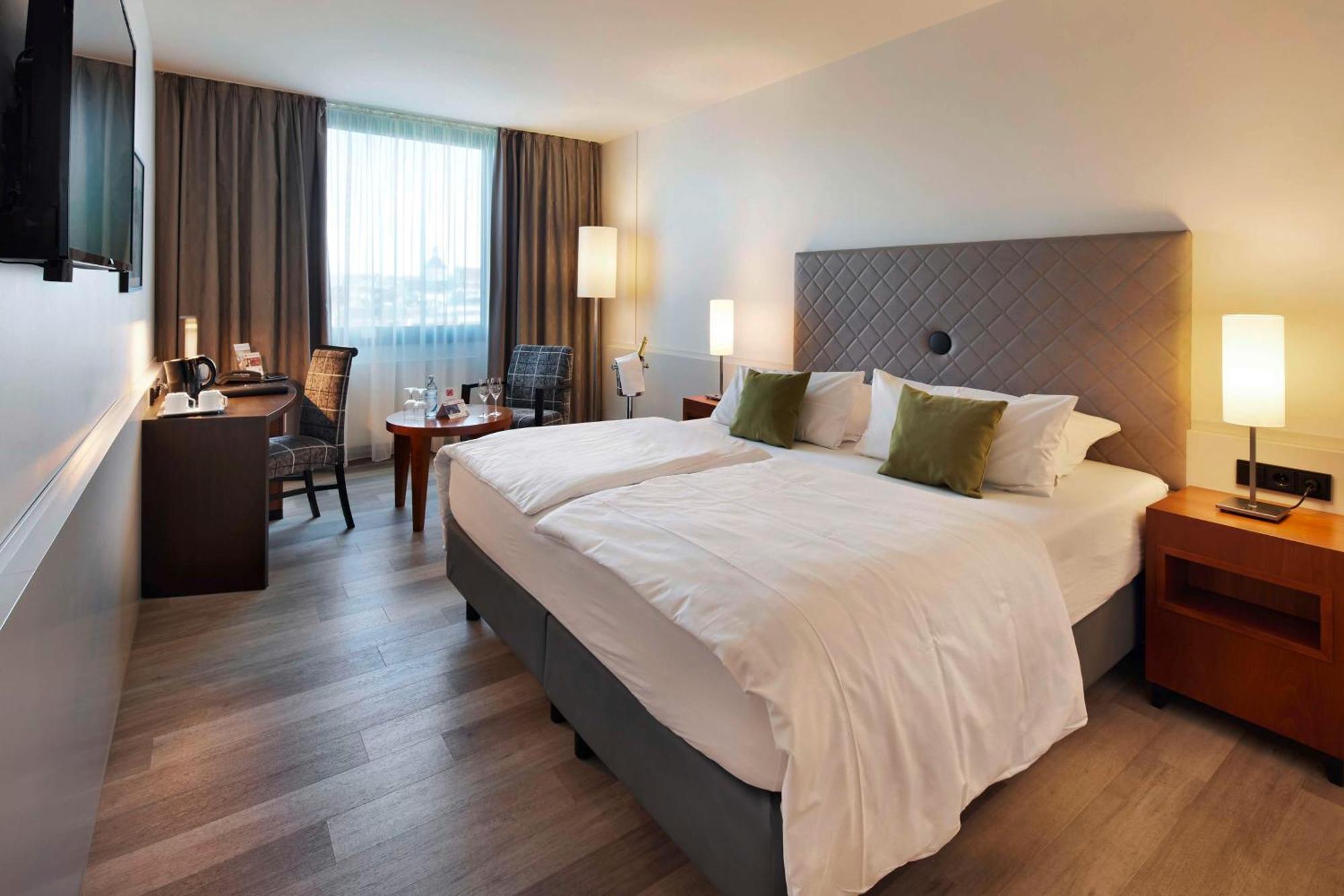 Best Western Plus Arosa Hotel Падерборн Екстериор снимка