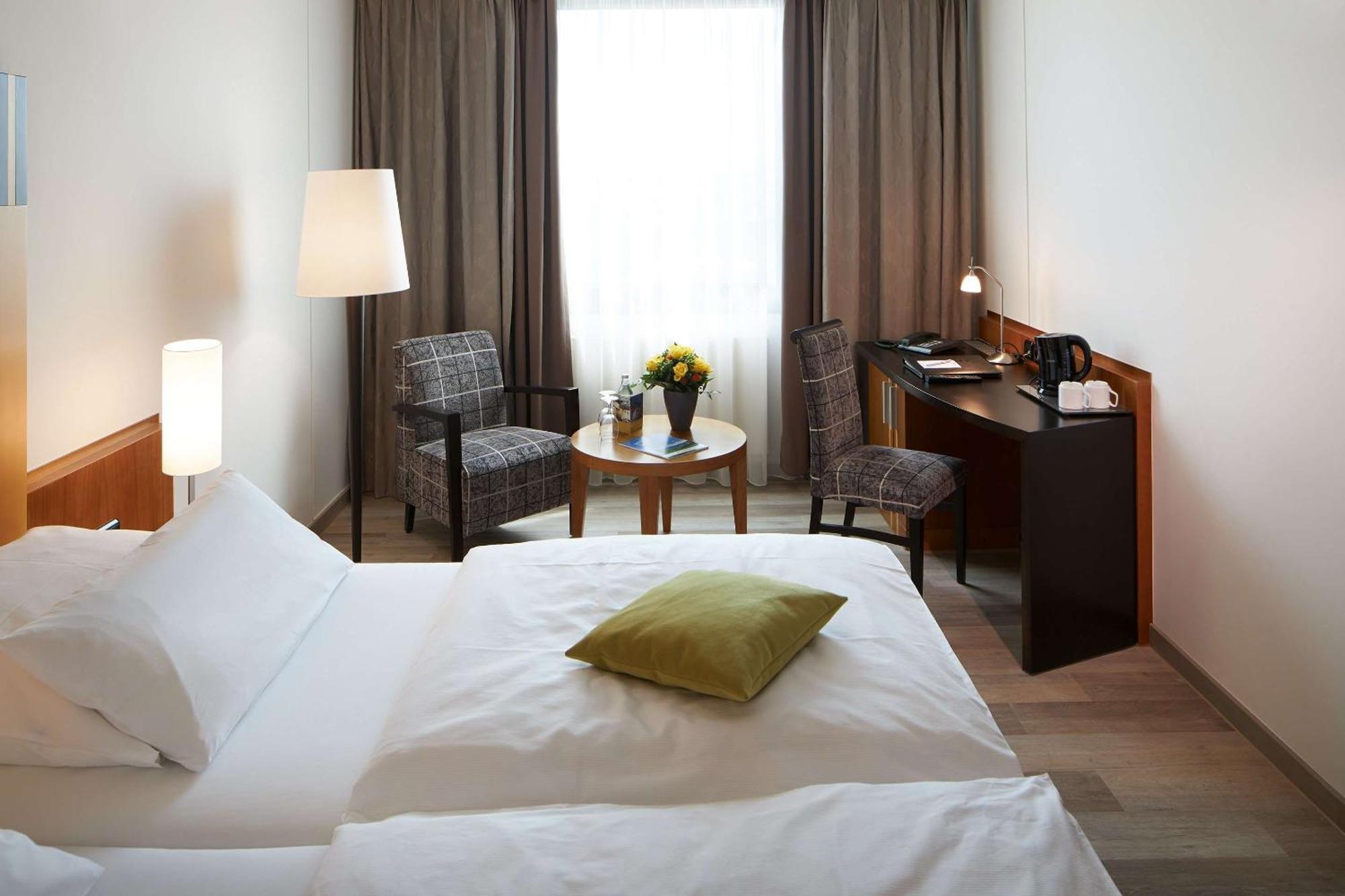 Best Western Plus Arosa Hotel Падерборн Екстериор снимка