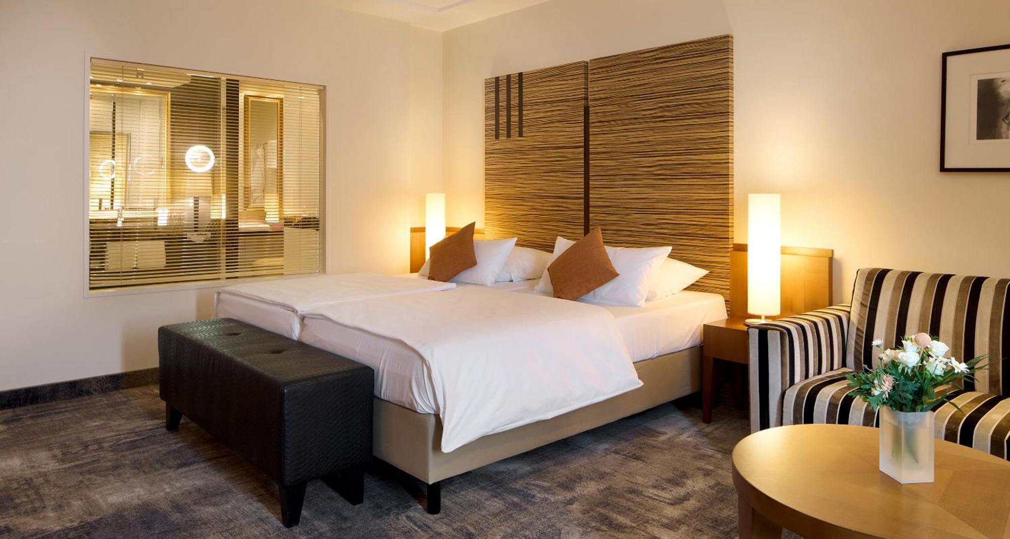Best Western Plus Arosa Hotel Падерборн Екстериор снимка