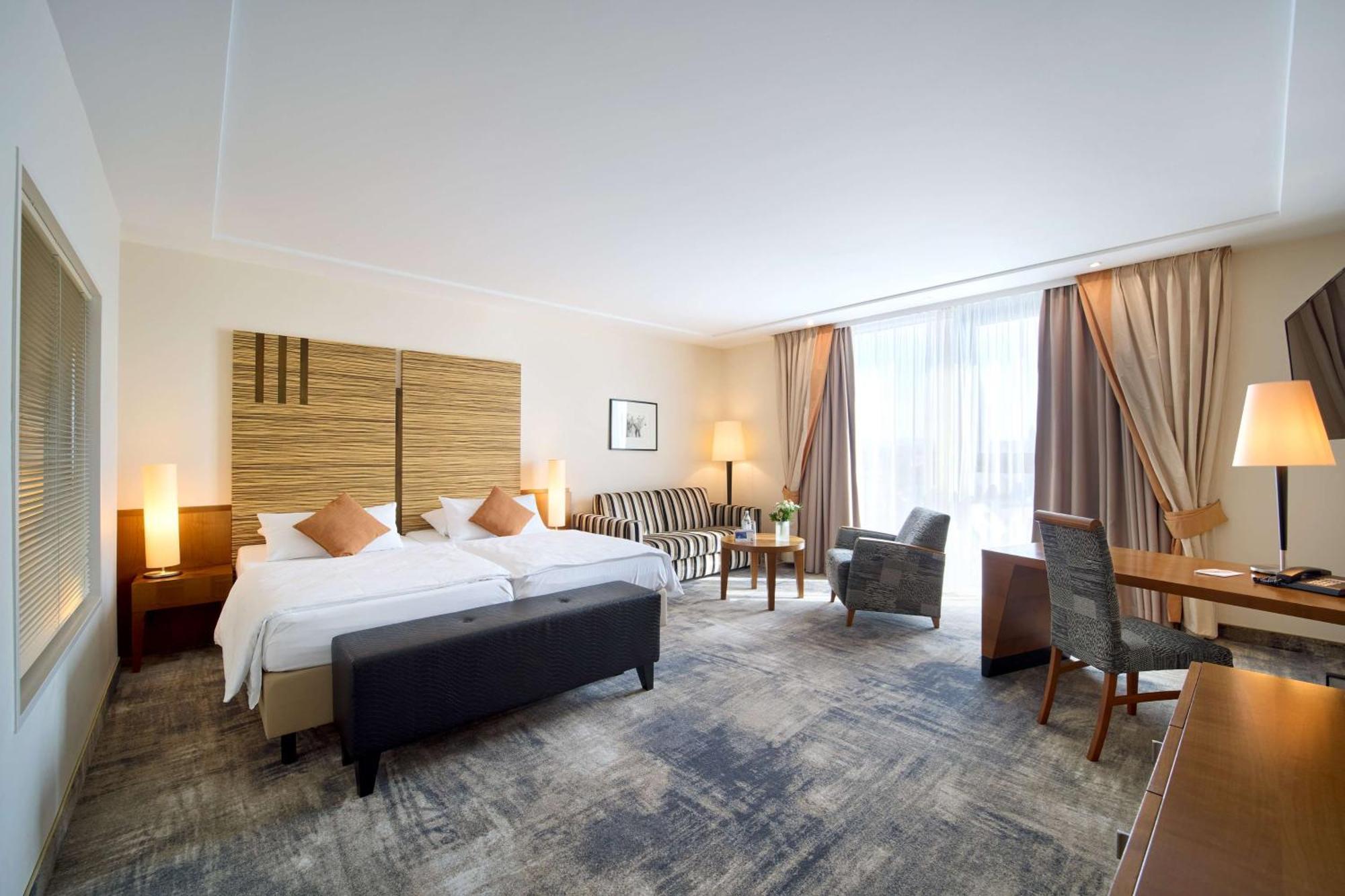 Best Western Plus Arosa Hotel Падерборн Екстериор снимка
